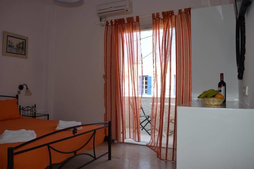 Join Us Low Cost Rooms Kamári Extérieur photo